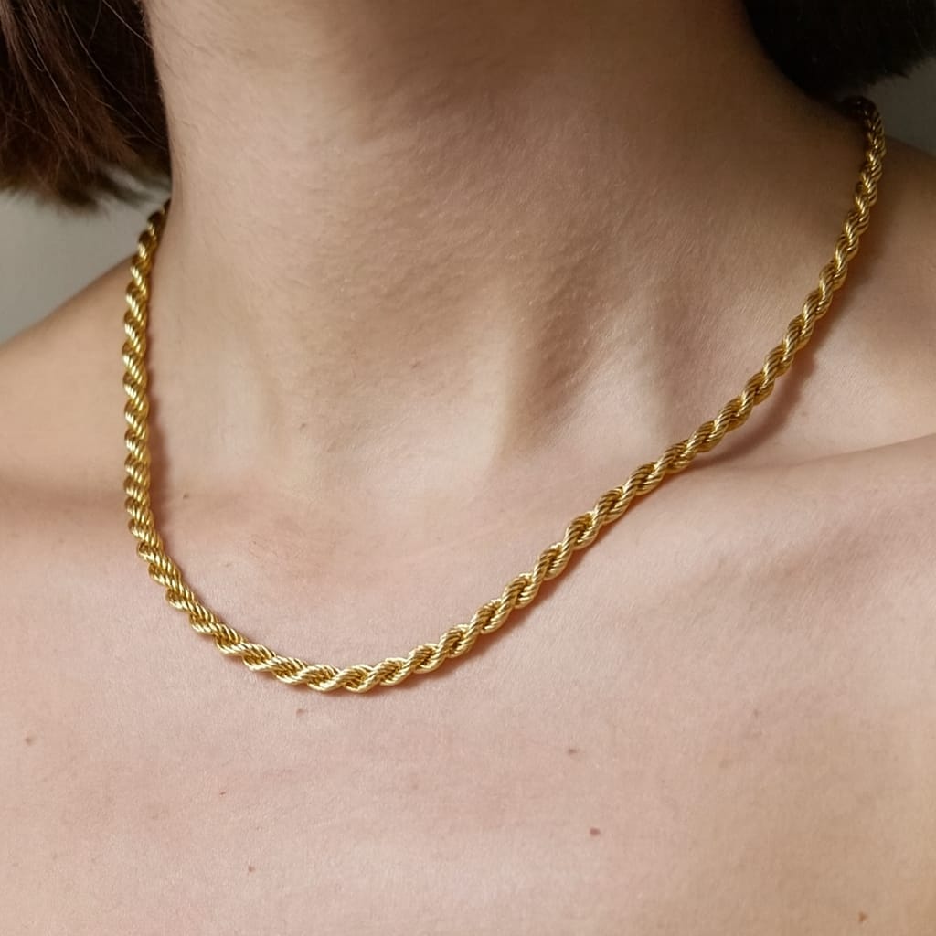 Twist rope necklace