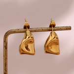 Load image into Gallery viewer, Gold Molten C Shape hoops
