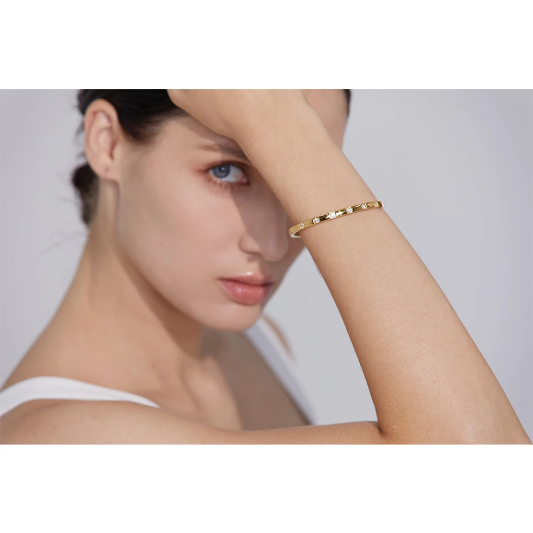 Crystal bracelet