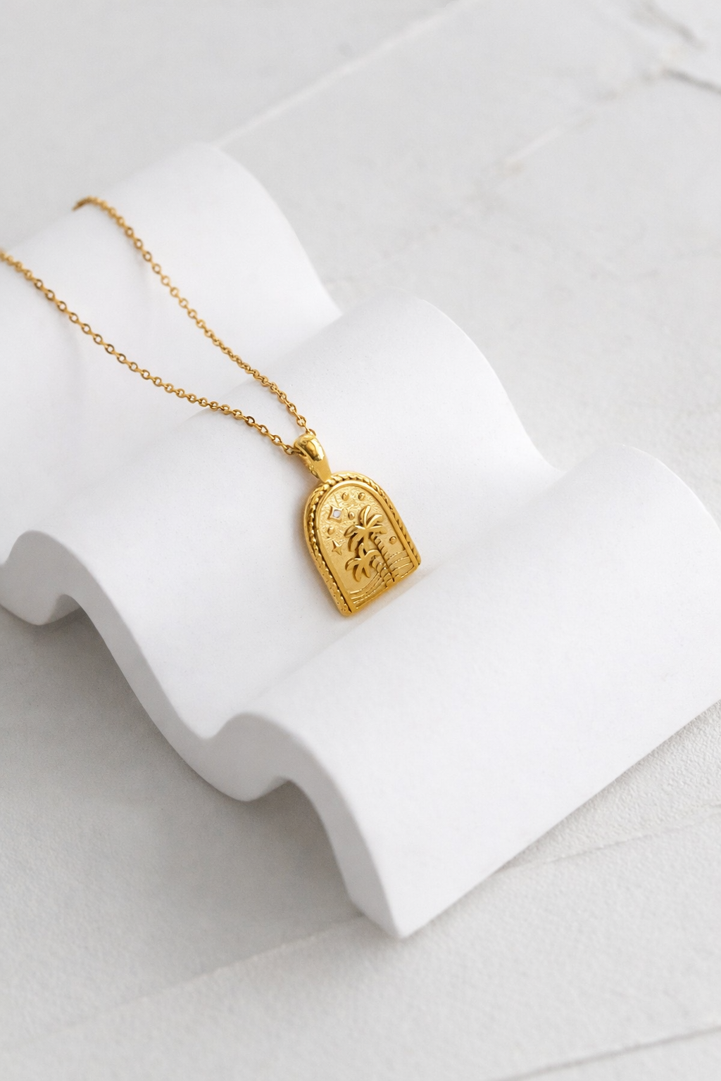 Paradise necklace
